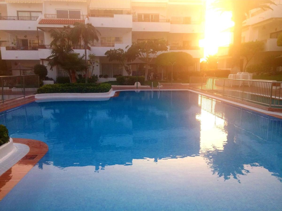 Relax Appartement Los Cristianos  Buitenkant foto